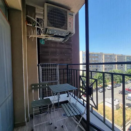 דירה Sunrise Dreams With Free Parking *