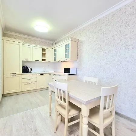 דירה Sunrise Dreams With Free Parking *