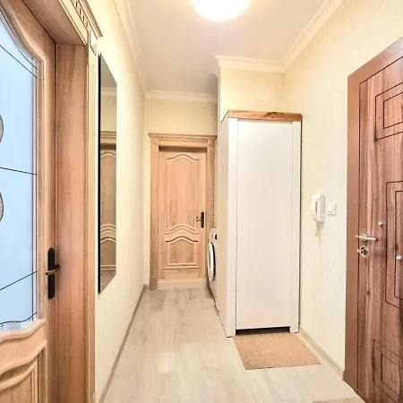 Sunrise Dreams With Free Parking Apartament
