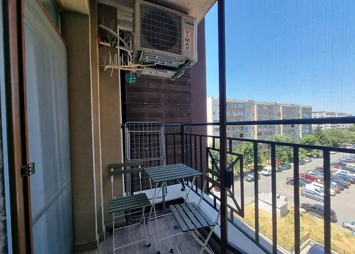 דירה Sunrise Dreams With Free Parking *