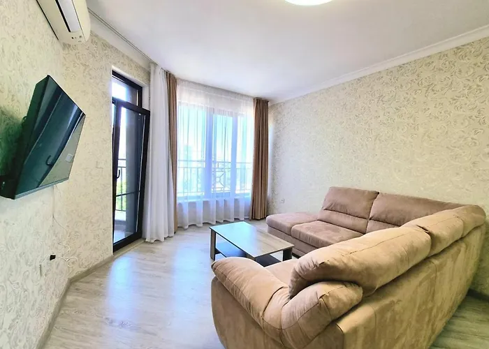 Sunrise Dreams With Free Parking * בורגאס