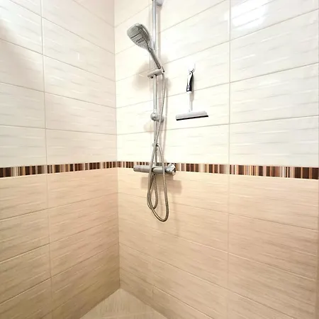 Sunrise Dreams With Free Parking Appartement